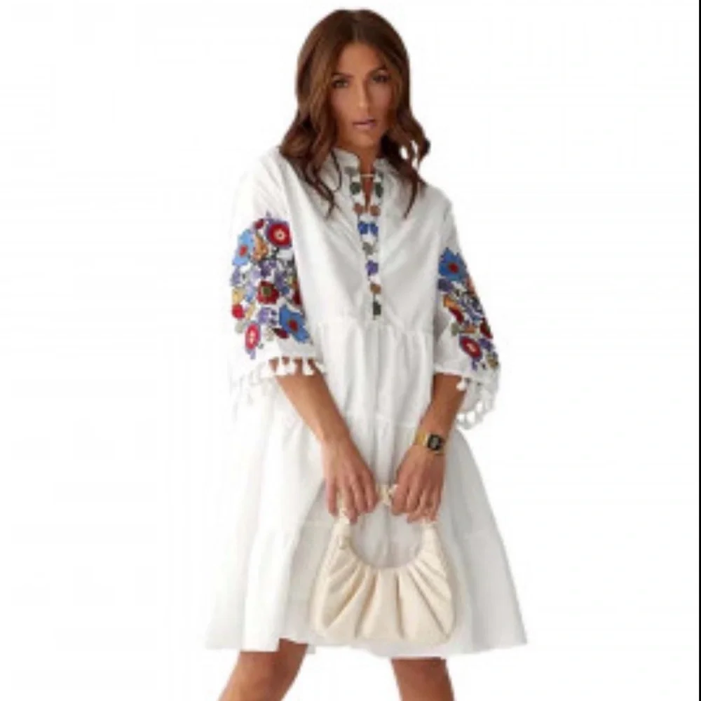 ESQ Embroidered Boho Midi Dress Women’s Small White Floral Tassel - Picture 2 of 9